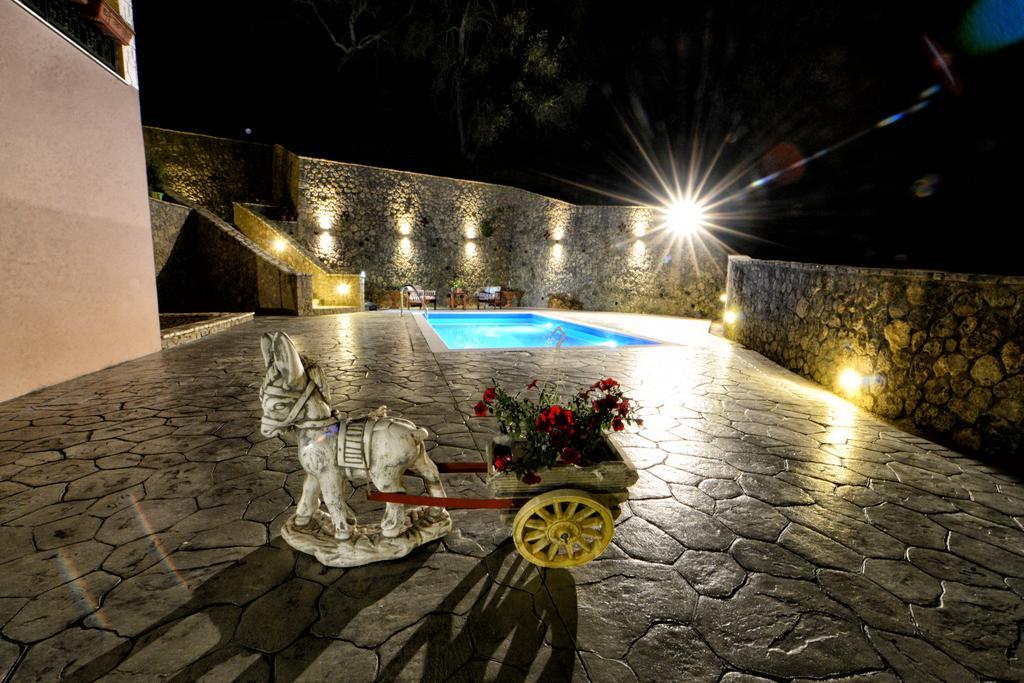 Villa Natalia Kouramádes Exterior foto